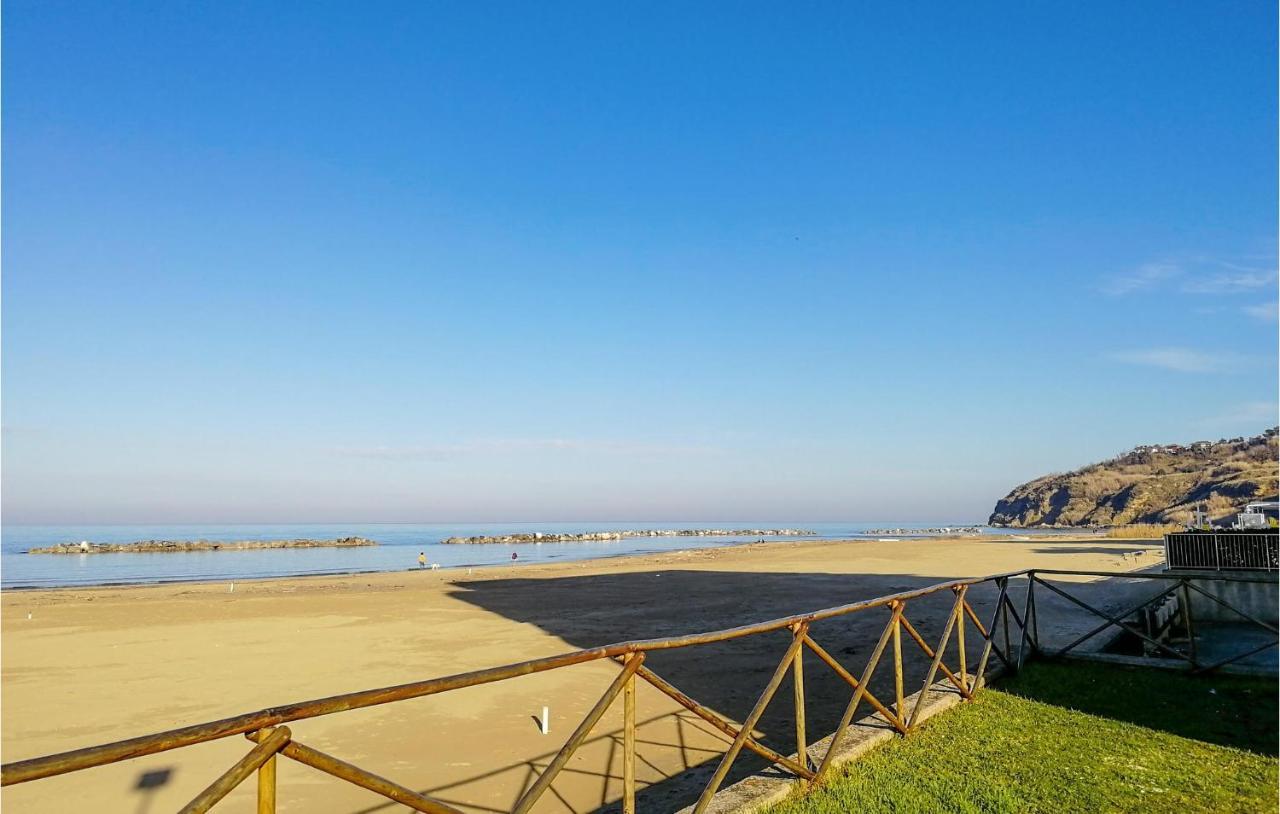 Awesome Apartment In Ortona With Wifi Zewnętrze zdjęcie