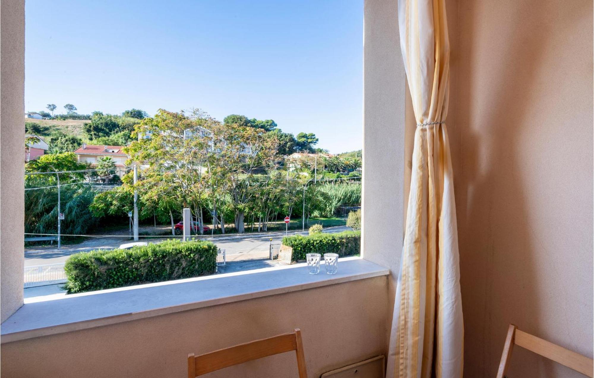 Awesome Apartment In Ortona With Wifi Zewnętrze zdjęcie